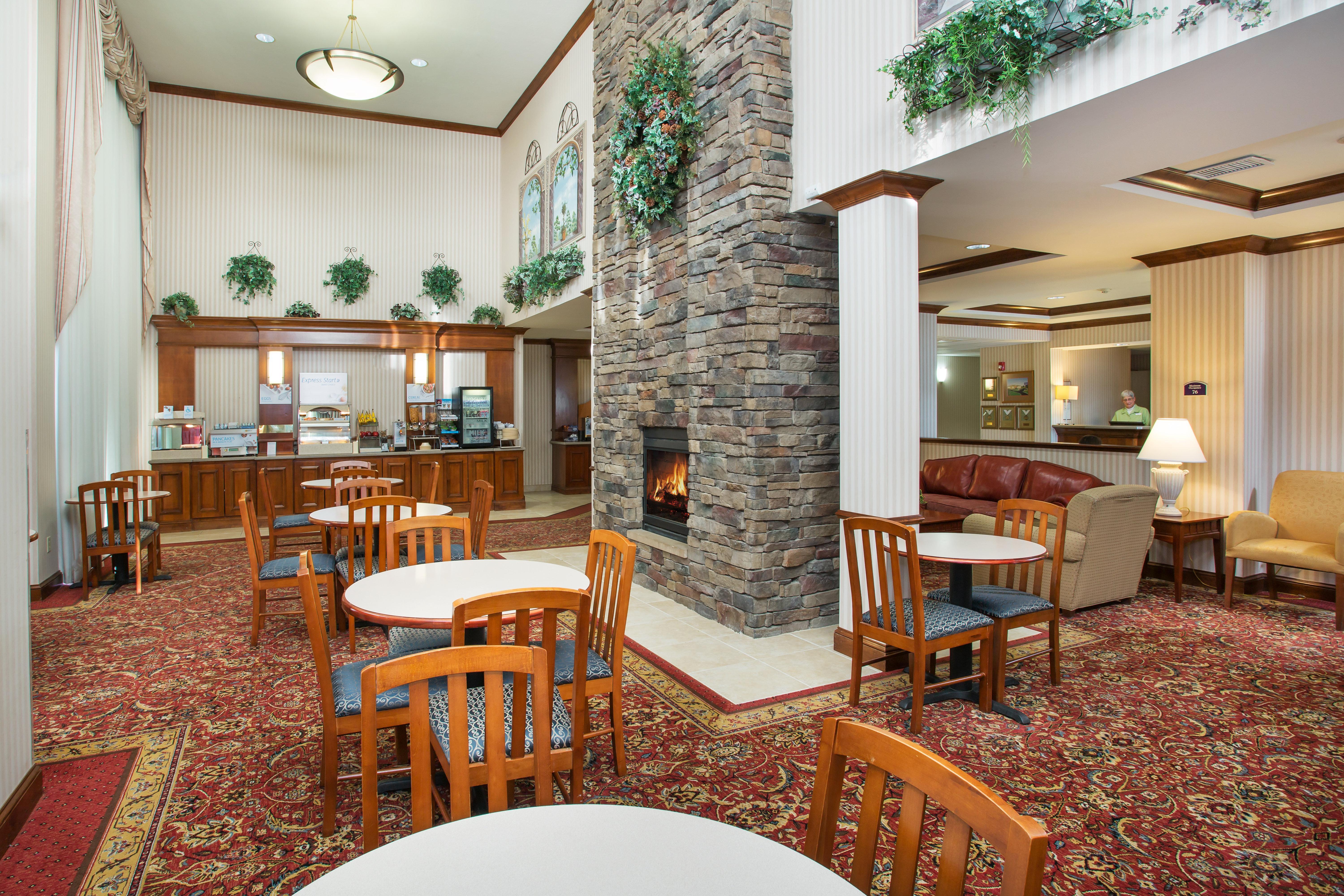 Holiday Inn Express Hotel & Suites Marion By Ihg Kültér fotó