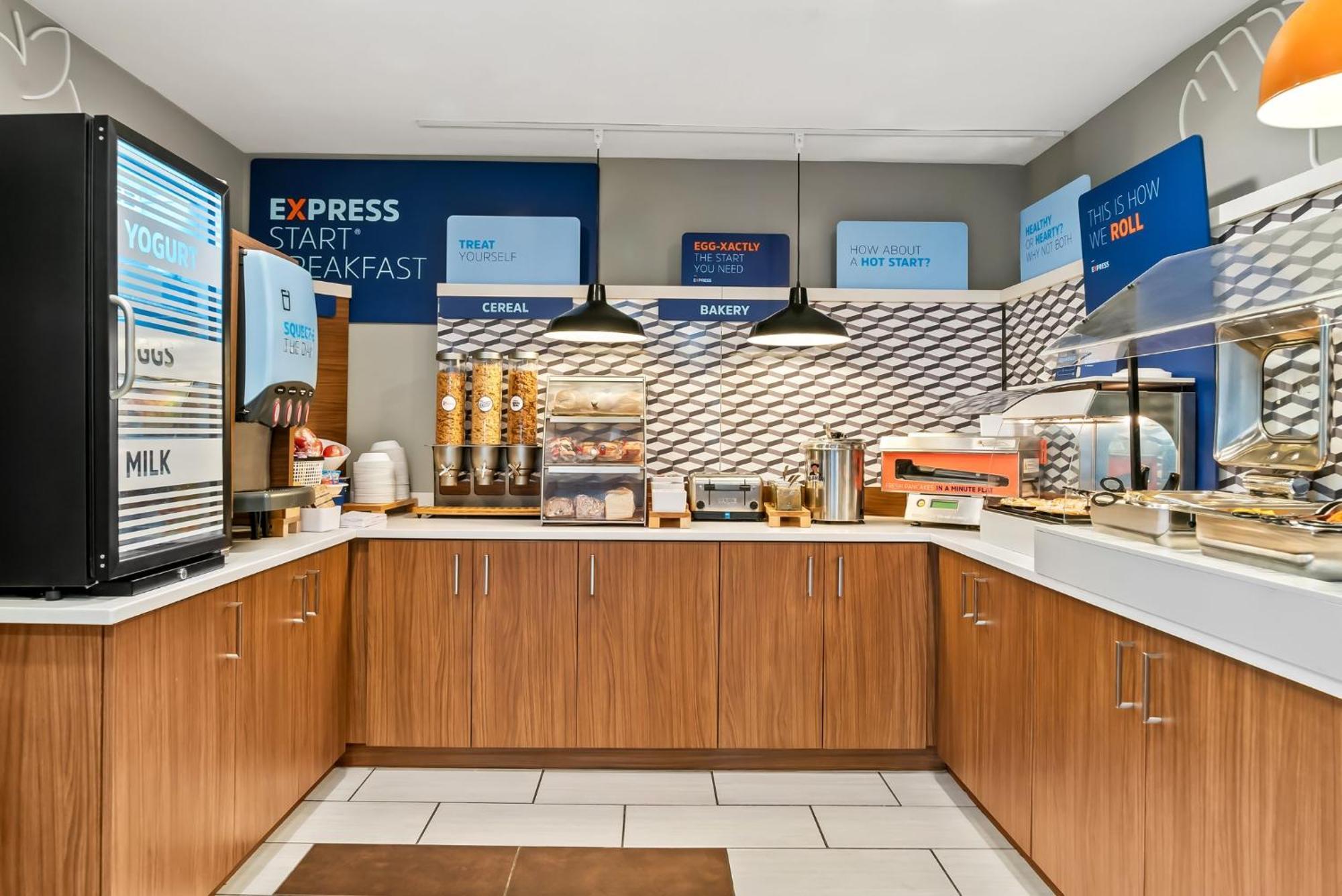 Holiday Inn Express Hotel & Suites Marion By Ihg Kültér fotó