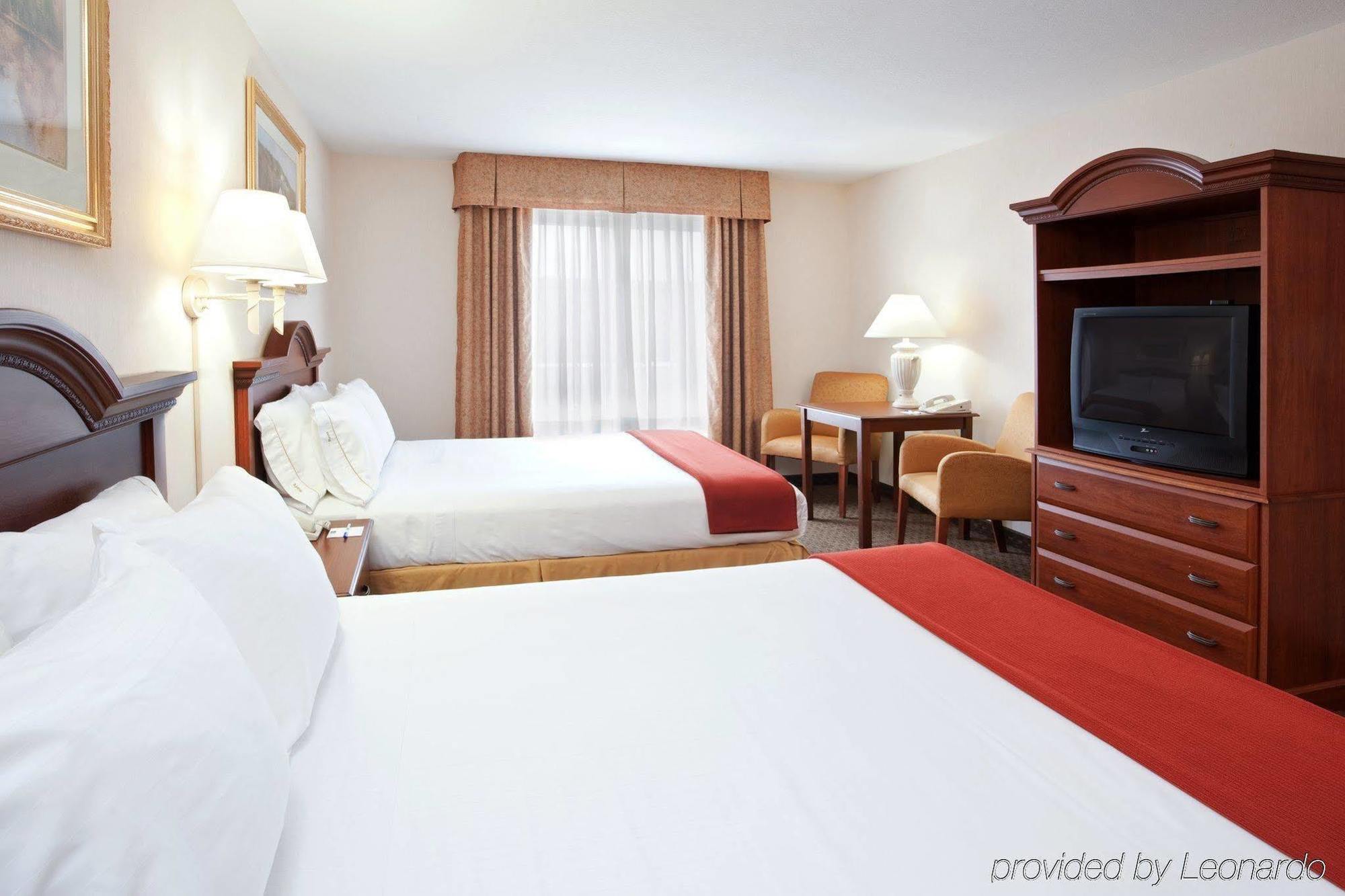 Holiday Inn Express Hotel & Suites Marion By Ihg Szoba fotó